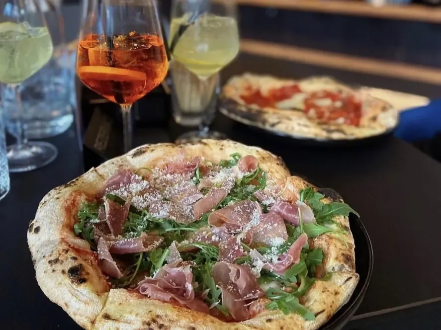 Neapolská pizza v Lavite Zlín