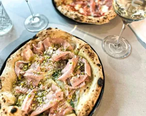 Večery s neapolskou pizzou v Lavite Zlín