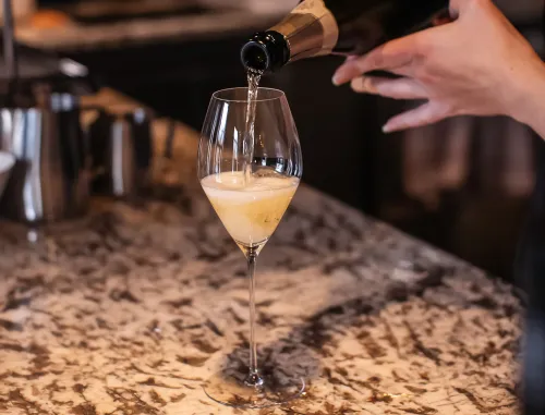 Degustační večer Bubbles & Gourmet tastes v Lavite Brno