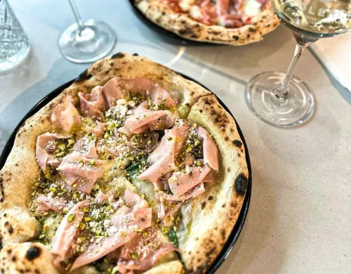 Neapolská pizza v Lavite Zlín